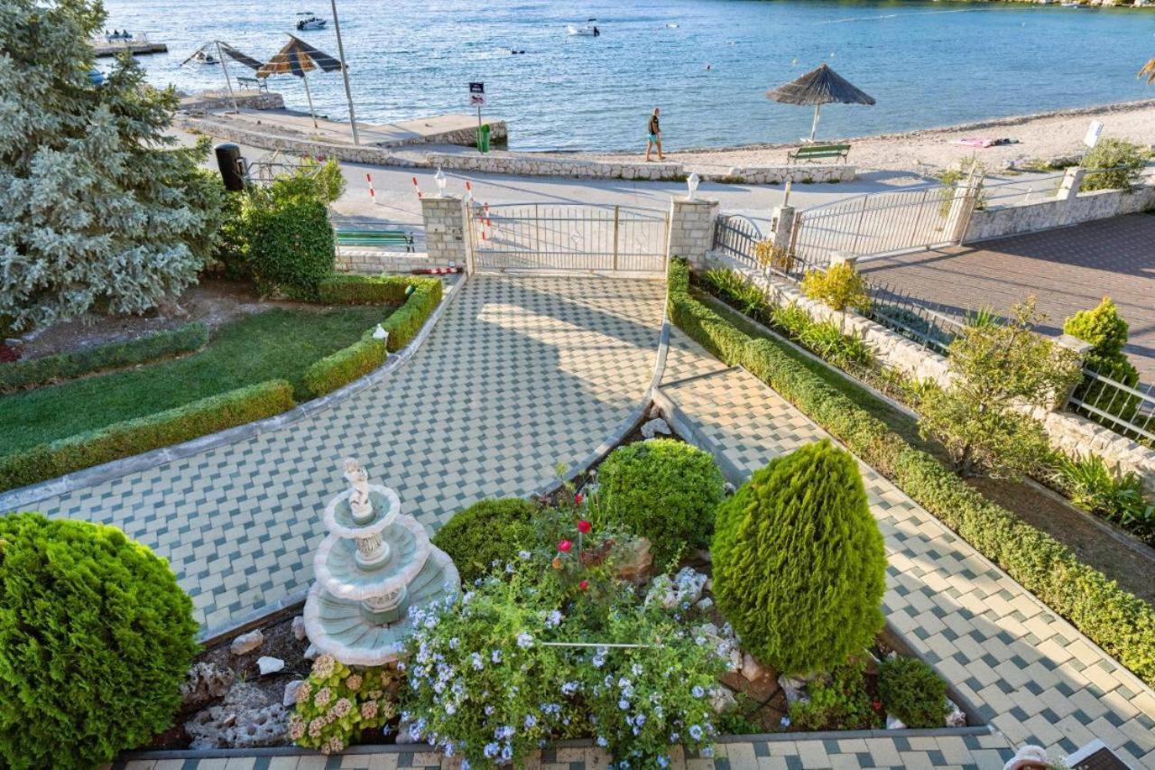 Villa Australia Zaboric Buitenkant foto